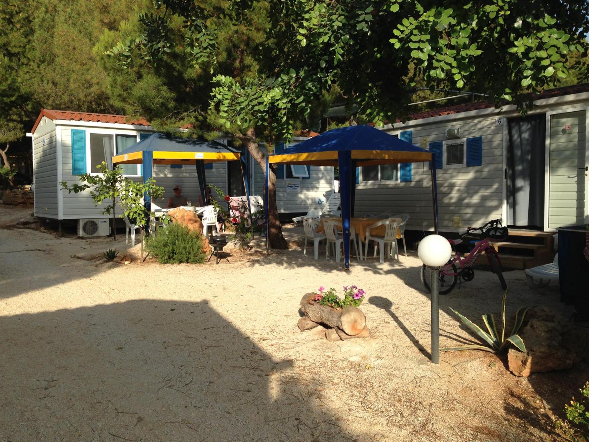 Happy Camp Mobile Homes In El-Bahira Camping Village San Vito Lo Capo Kültér fotó